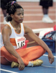 Nelli Cooman, preparing before the final of the 60 meter at the World Indoor Championships Indianapolis 1987, which she won with a margin of 0.003 seconds